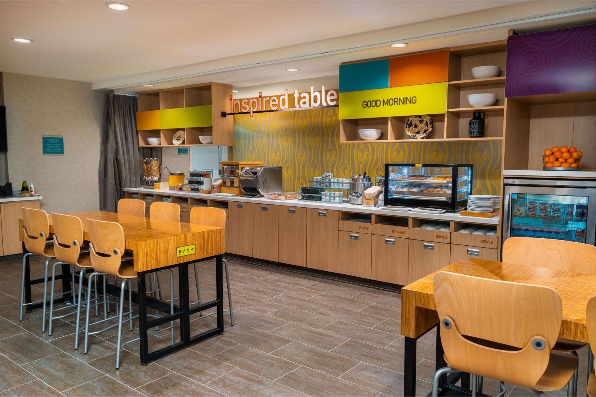 Home2 Suites Bakersfield Buitenkant foto
